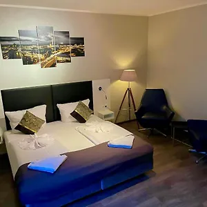 Hotel Alfa, Berlin
